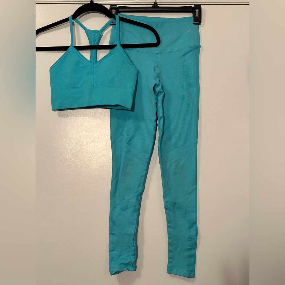 Women’s Nux Active Workout Set size small light blue